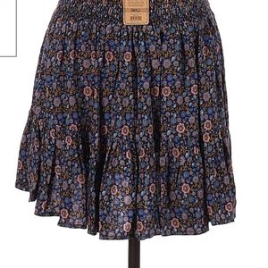 Skirt brand new Natural Life